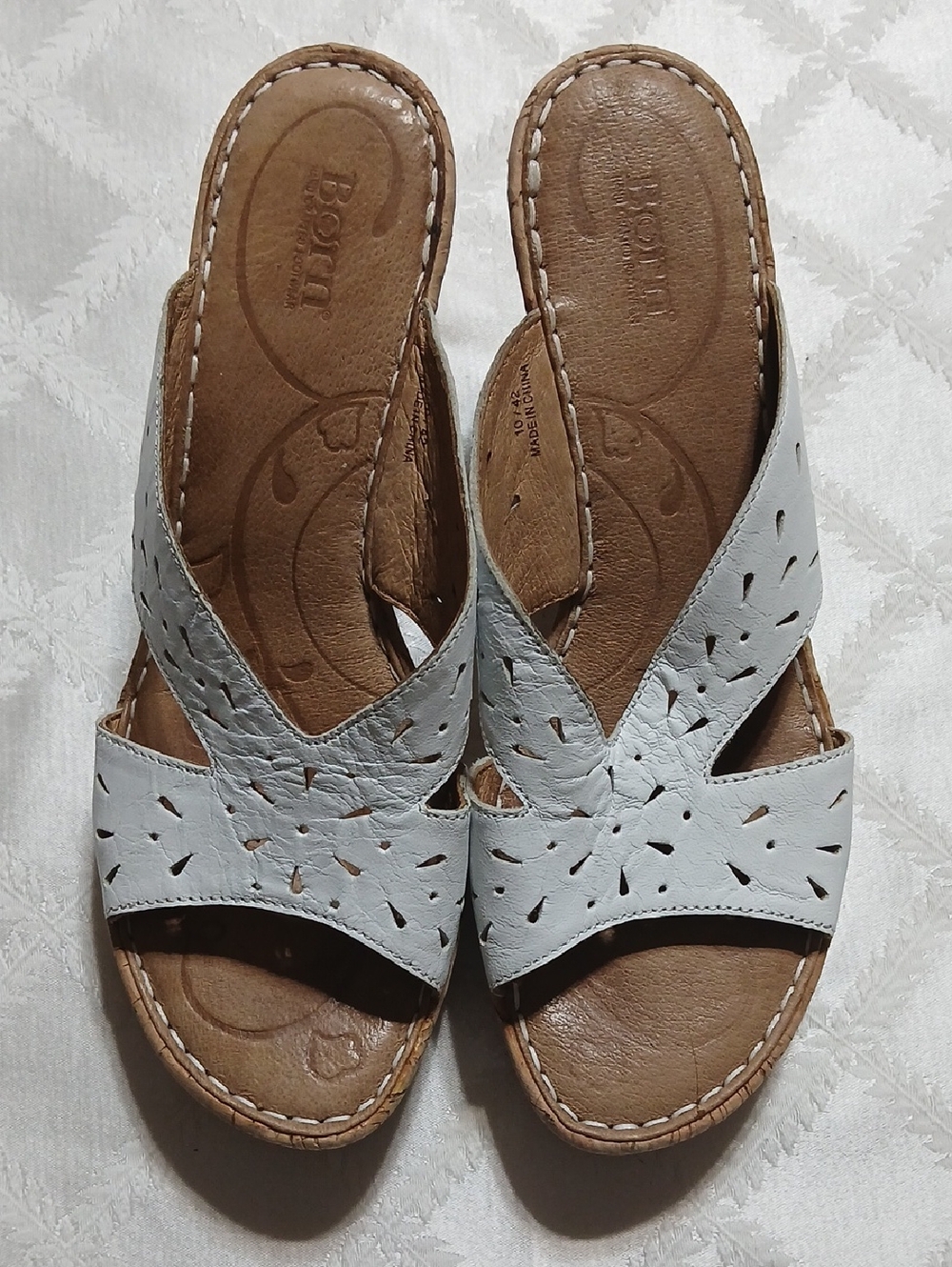 Born Women's White Leather Cutout Slide Sandals Size 10